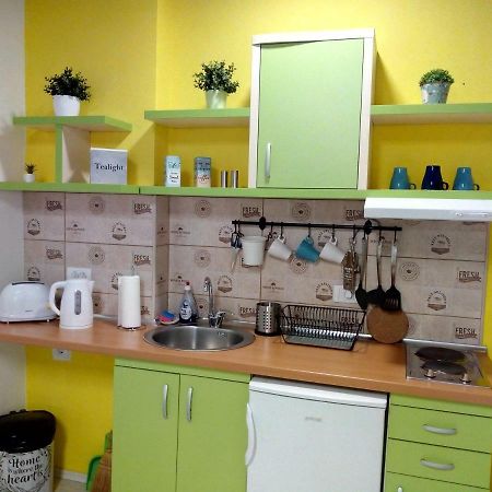 Appartamento Studio Jolie Novi Sad Esterno foto