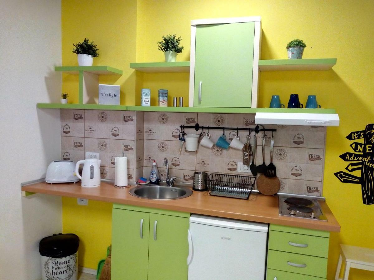 Appartamento Studio Jolie Novi Sad Esterno foto